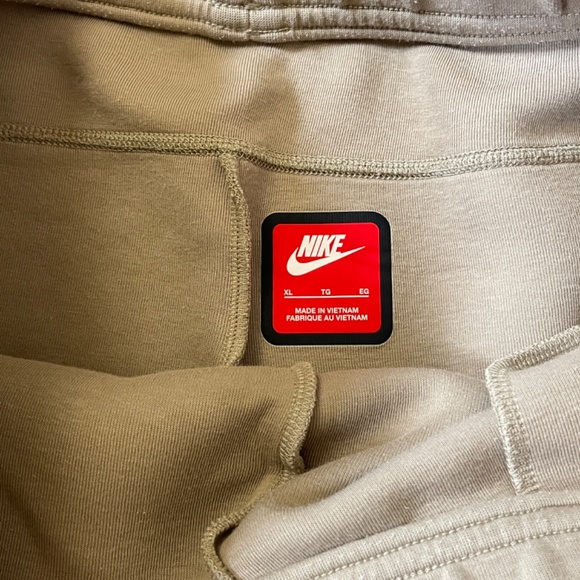 Nike Tech Fleece Jogger Pants - Men's Size XL - Khaki Tan - Picture 5 of 11